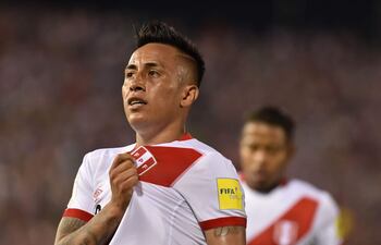 Christian Cueva, futbolista profesional peruano.