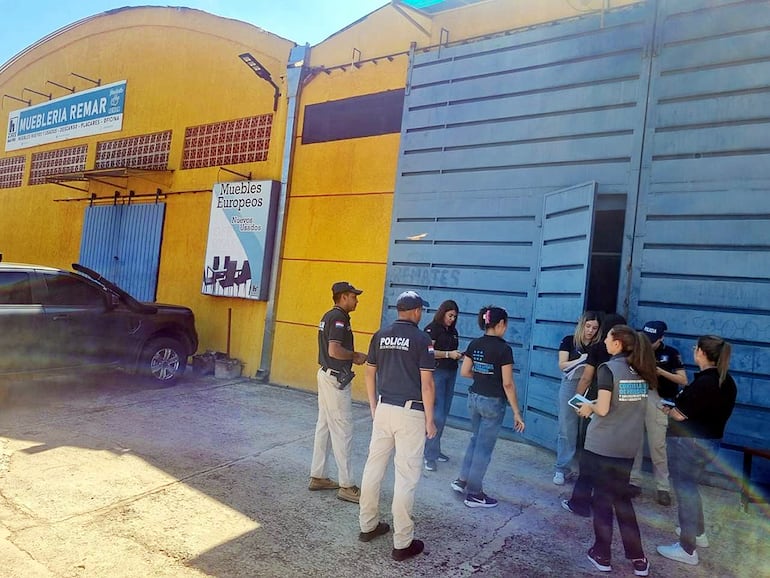 Allanamientos en Remar por explotacion laboralDe Ariel Espinoza <ariel.espinoza@abc.com.py>Destinatario Fotografía <foto@abc.com.py>Fecha 30-01-2026