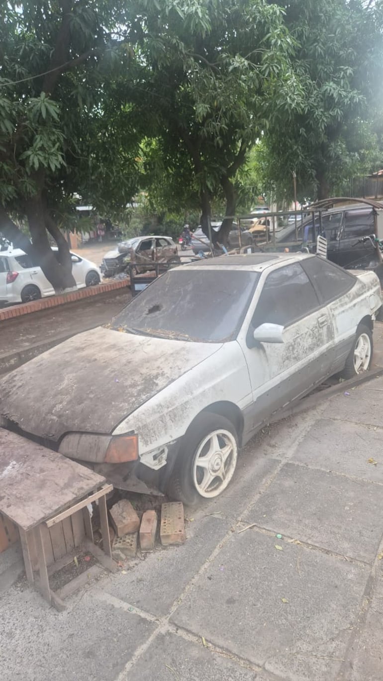 Fuentes de la comisaría 10° de Asunción confirmaron que este auto está en la unidad desde el 2015.