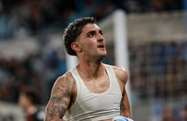 Al minuto 90+3, el uruguayo Gastón Martirena marcó el gol del triunfo de Racing sobre River Plate por 3-2.