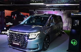 La nueva JAC RF8 PHEV fue presentada en CADAM Motor Show.