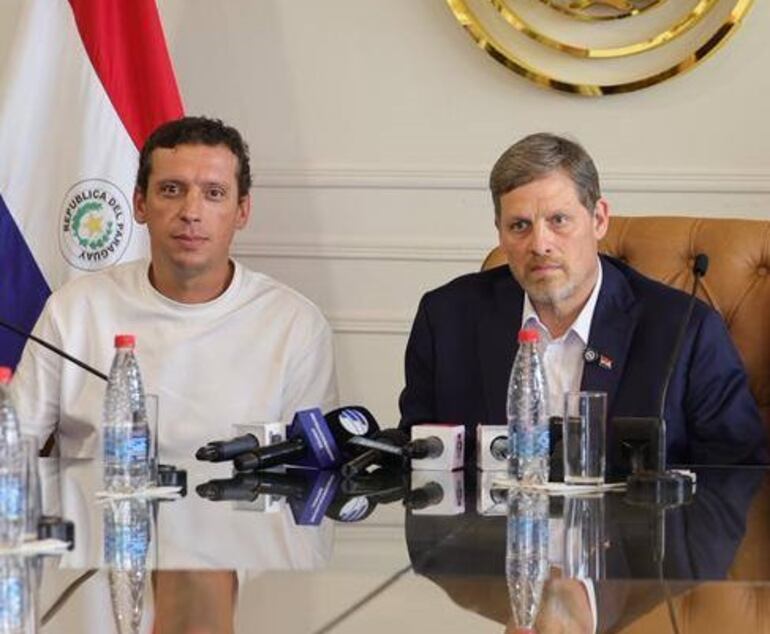 Juan Carlos "Nano" Galaverna  y Natalicio Chase.