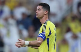 Cristiano Ronaldo (41 años) no tuvo un buen fin de semana. Penal desperdiciado y retiro del campo por lesión.