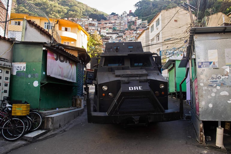 Operativo policial antinarco en la favela Santa Marta, en Río de Janeiro, Brasil.