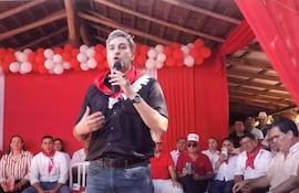 El expresidente Mario Abdo Benítez durante una actividad político partidaria en el departamento de Misiones