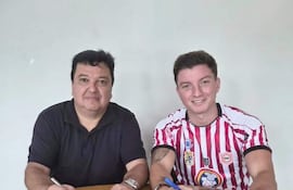 Óscar Simeón Said, presidente del club, con Ignacio Figueroa.