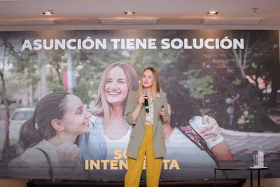 Sole Núñez en su exposición ante el Club de Ejecutivos.