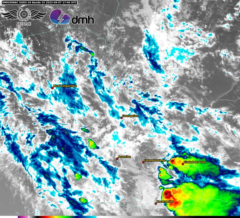 Núcleos de tormenta sobre la región Oriental y Occidental del país.