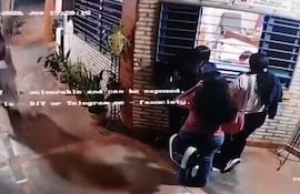 Alumnos del Centro Educativo Superior en Salud (CES) vivieron momentos de terror tras ser irrumpidos por desconocidos.