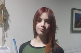 Isabella Mercedes Cardozo Alfonso, de 14 años de edad, desaparecida en Asunción desde el viernes 30 de mayo.