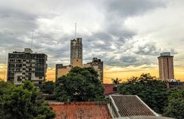Cielo nublado en Asunción.