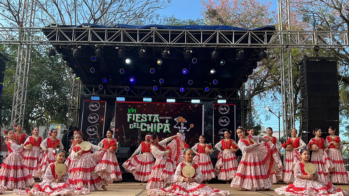 Eusebio Ayala celebra con éxito la XVI edición de la Fiesta Nacional del Chipá en homenaje a Luis Alberto del Paraná