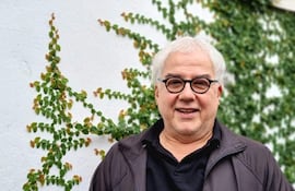 Genaro Riera Hunter presenta el proyecto "Guaranias de cuna".