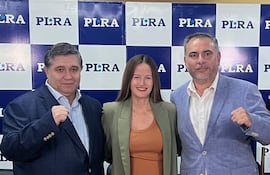 Alcides Riveros, Soledad Núñez y Ever Villalba.