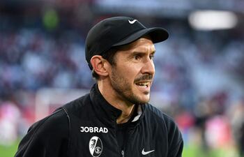 Julian Schuster (41 años), director técnico del Friburgo de Alemania.