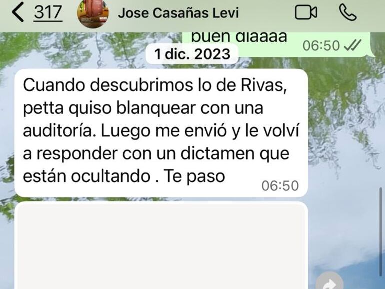 Captura de pantalla de la conversación entre el entonces director de Transparencia del MEC José Casañas Levi y la periodista Mabel Rehnfeldt. Publicación autorizada por la familia de Casañas Levi.