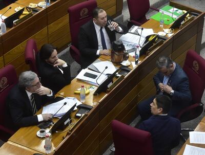 Bancada opositora del Senado.