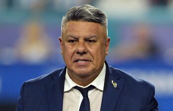 President of the Argentine Football Association Claudio Tapia gestures during the award ceremony of Conmebol 2024 Copa America tournament final football match between Argentina and Colombia at the Hard Rock Stadium in Miami, Florida, on July 14, 2024. Claudio Tapia was re-elected on October 17, 2024, as president of the Argentine Football Association (AFA) and thus challenged the government of the ultra-liberal Javier Milei in an assembly that took place in the presence of a large number of clubs, despite a suspensive ruling by the courts. (Photo by JUAN MABROMATA / AFP)