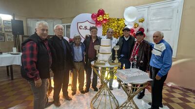 Caracterizados socios celebraron los 99 años del Club San Antonio de Asunción, bien identificado con el fútbol de salón.