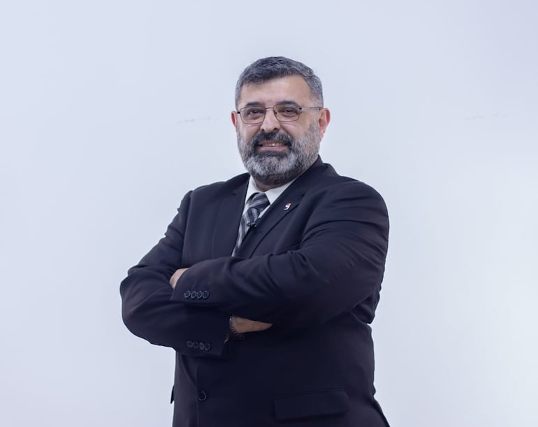 Miguel Ángel Gaspar, especialista en ciberseguridad y presidente de la Fundación Paraguay Ciberseguro.