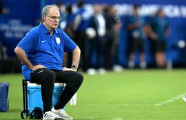 El argentino Marcelo Bielsa, entrenador de Uruguay, en el partido frente a Colombia por las semifinales de la Copa América 2024 en el Bank of America Stadium, en Charlotte, North Caroline.