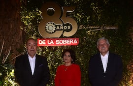 Atilio Gagliardone, Berna Burgos y José Martínez.