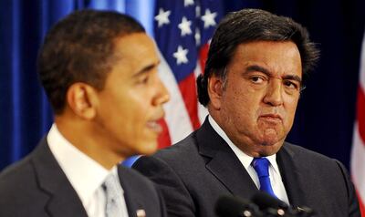 Chicago (United States), 04/12/2008.- (FILE) - New Mexico Governor Bill Richardson (R) listens as US President-elect Barack Obama (L) announces his selection to be US commerce secretary during a news conference in Chicago, Illinois, USA 03 December 2008 (reissued 02 September 2023). Richardson, who had served as UN ambassador and energy secretary under Bill Clinton's administration, died late 01 September 2023 aged 75, the Richardson Center for Global Engagement confirmed on 02 September. EFE/EPA/TANNEN MAURY
