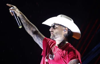 El cantante colombiano Maluma presenta su nuevo álbum durante un concierto gratuito en Medellín, el pasado jueves.