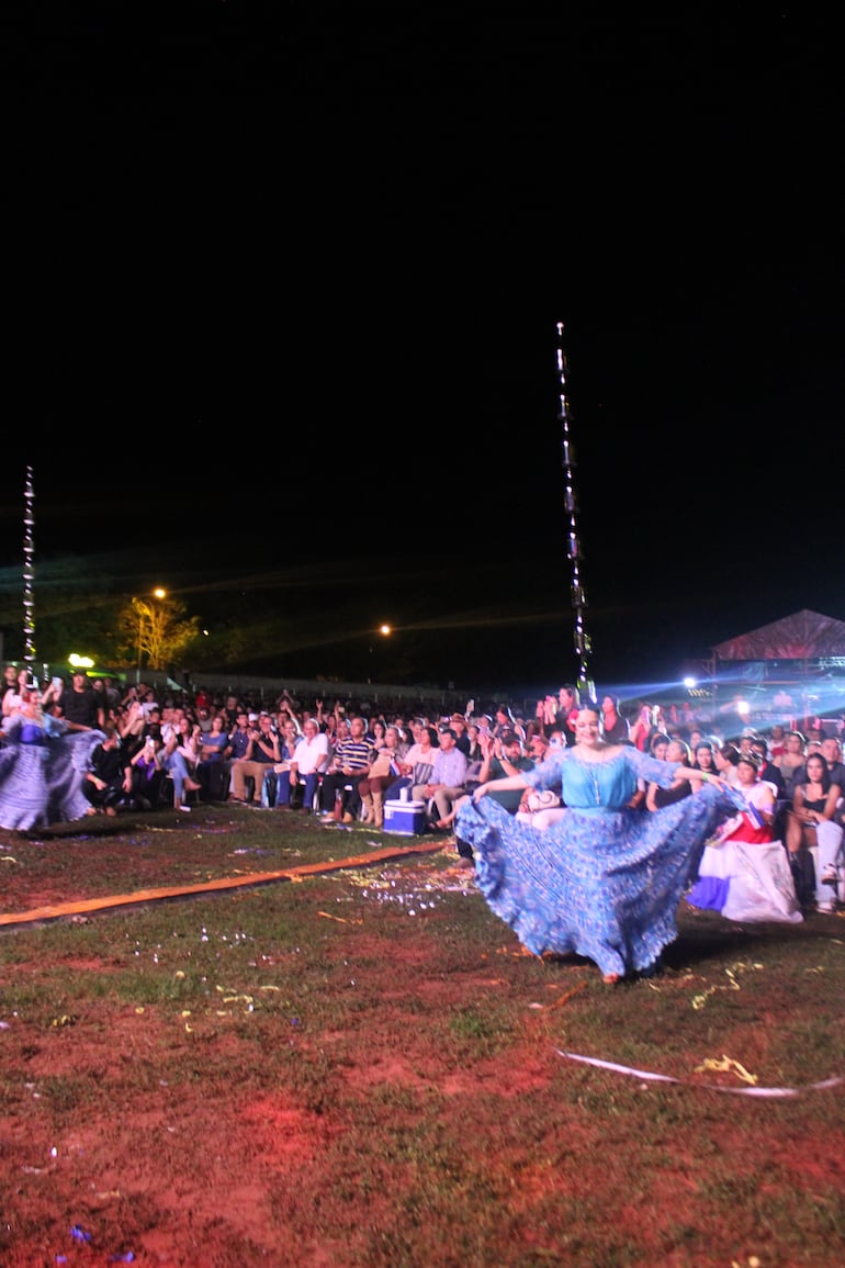 Piribebuy vibra con la XXIV edición del Festival Nacional del Poncho Para’í de 60 Listas.