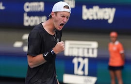 Sebastián Korda, número 36 de la ATP, dejó en el camino a Carlos Alcaraz en Miami.