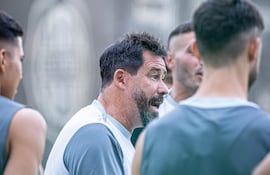 El argentino Pablo 'Vitamina' Sánchez durante el entrenamiento de Olimpia en la Villa Olimpia, en Fernando de la Mora, Paraguay.