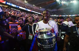 Willian Pacho (24 años), ganador de la Champions League con el París Saint-Germain, es una de las principales figuras de la selección de Ecuador.
