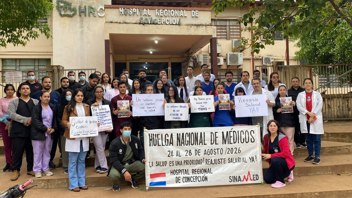 Concepción: pacientes lamentan huelga porque les impide lograr atención médica