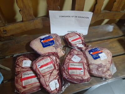 Un joven fue aprehendido por la policía después de haber robado carne de un local comercial Biggie