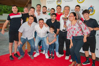 Nutrida muchachada que celebró la consagración de American Honey, la mejor de la temporada 2023.