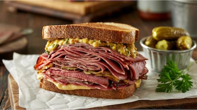 Pastrami sándwich.