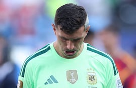 Emiliano Martínez y el dolor por la final perdida por Argentina contra España por 1-0.