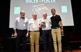 El lanzamiento del libro se realizó en la Alianza Francesa.