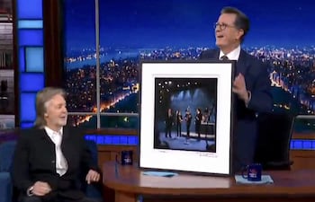 Con Paul McCartney como invitado, Stephen Colbert despidió anoche el programa "The Late Show" en el canal CBS de Estados Unidos, tras 11 años al aire.