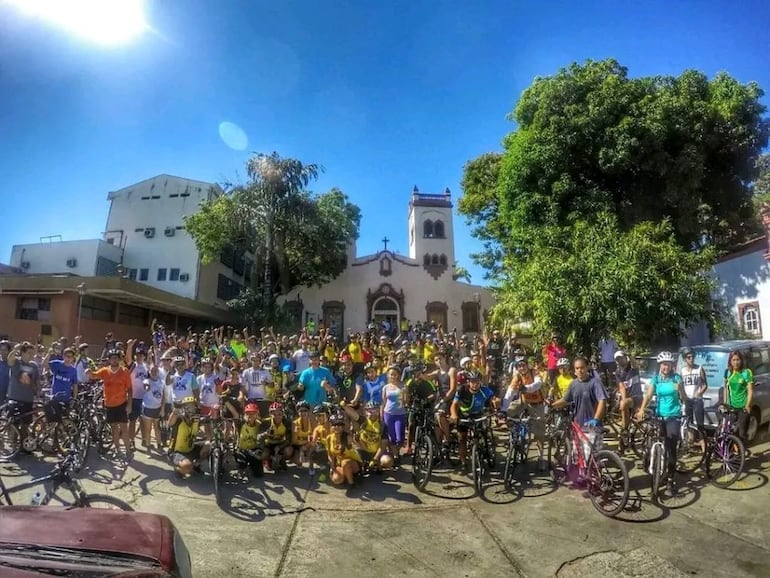 Llegar a las siete iglesias con bicicletas es otro de los atractivos.