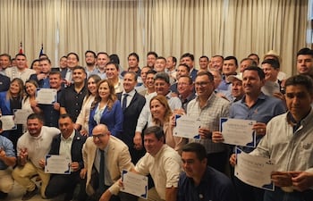Encuentro de Intendentes del PLRA con autoridades partidarias y legisladores.