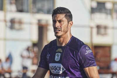 Víctor Hugo Dávalos Valdez (23/02/91) proseguiría su carrera en el Sportivo Trinidense.