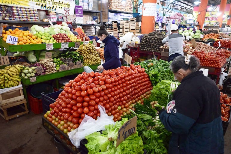 Limpieza, orden y accesibilidad distinguen la experiencia de compra en Abasto Norte.