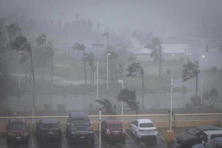 Supertifón Bavi provoca "grandes daños" en isla estadounidense de Rota - Mundo