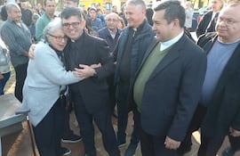Sanjuaninos dan la bienvenida al nuevo obispo de Misiones y Ñeembucú.