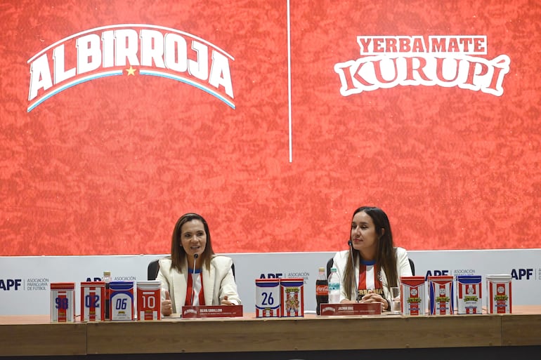 Presentación oficial de las "Latas mundialistas", una colección que celebra el regreso de la Albirroja a la mayor competencia internacional de fútbol.