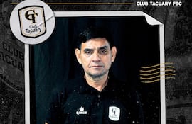 Édgar Denis dejó la conducción técnica de Tacuary, por malos resultados.