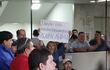 Protesta de funcionarios en la Municipalidad de Asunción.