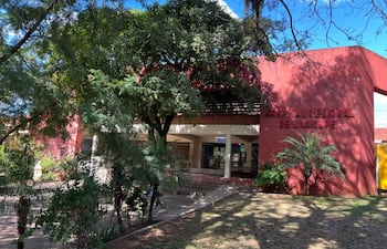 El Hospital de Caacupé carece de medicamentos esenciales para la presión alta, dejando a pacientes crónicos sin acceso a su tratamiento básico.