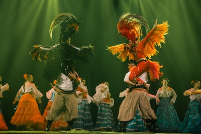 Con 57 años de trayectoria, el Ballet Mimbipa presenta una producción de gran envergadura que transforma las tradiciones paraguayas en un espectáculo majestuoso.